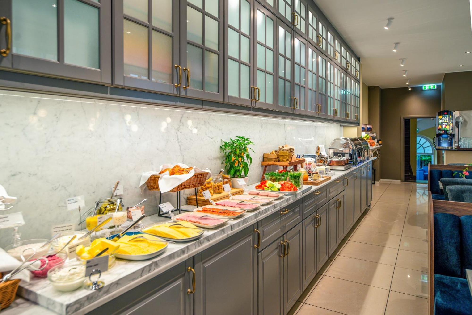 Best Western Hotel Karlaplan Стокхолм Екстериор снимка